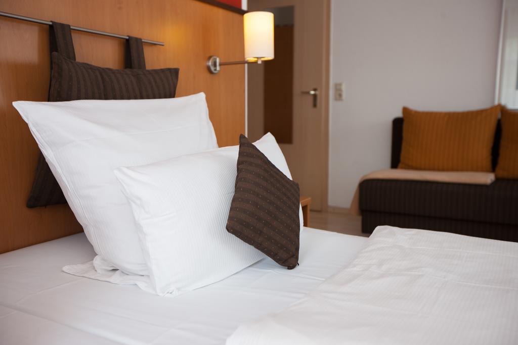 Centro Hotel U-No1, Trademark Collection By Wyndham Grossbettlingen Ngoại thất bức ảnh