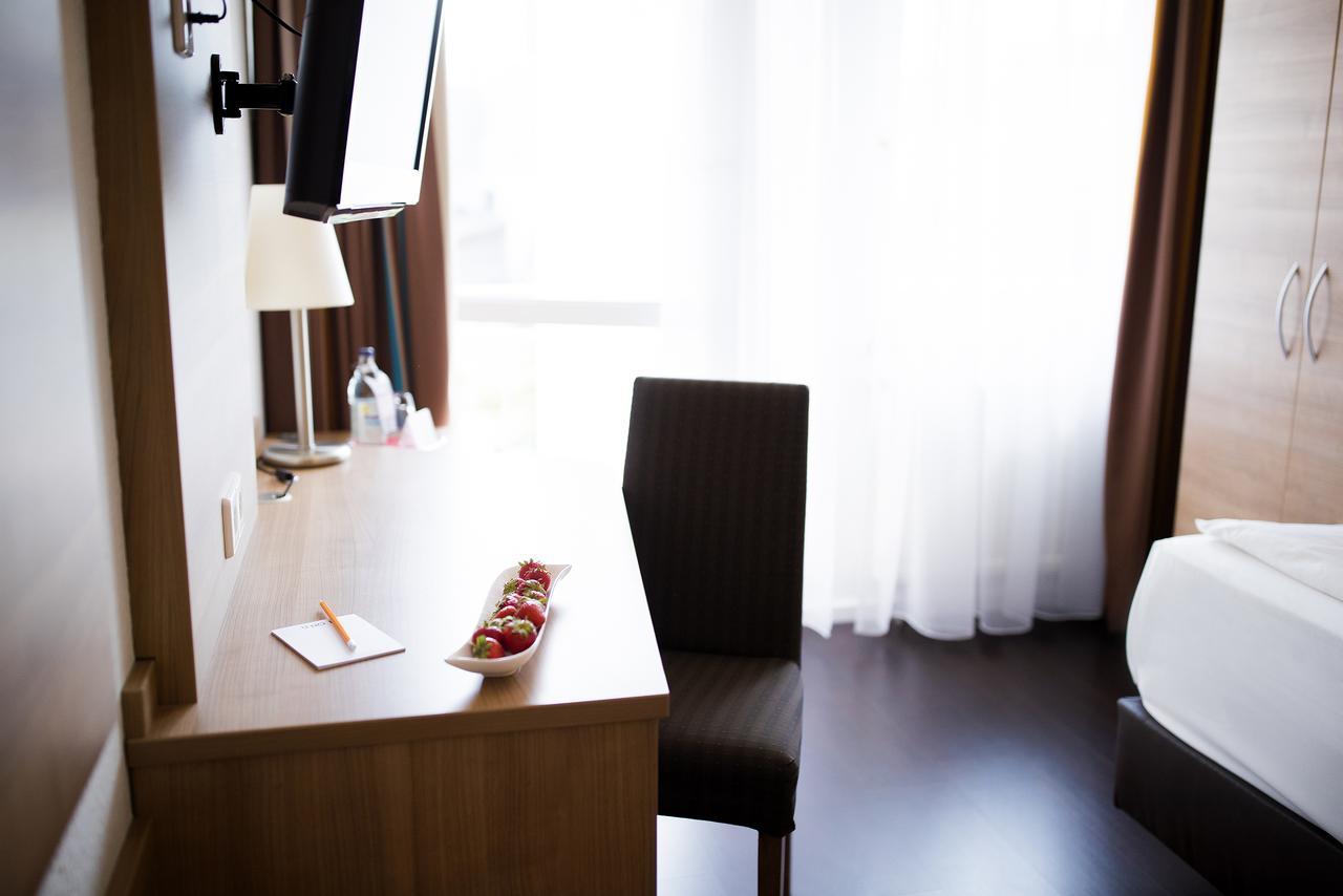 Centro Hotel U-No1, Trademark Collection By Wyndham Grossbettlingen Ngoại thất bức ảnh